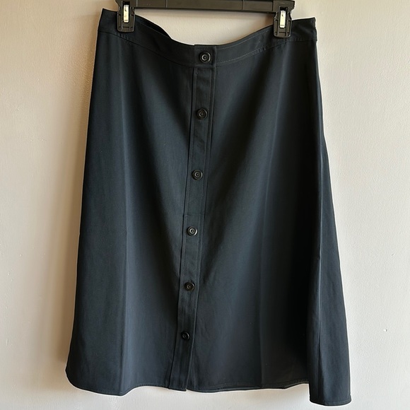 Everlane Classic Black Button-Down Skirt NEW never worn - Picture 3 of 8